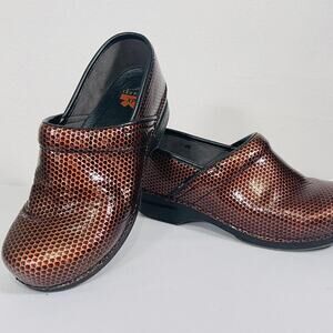 Dansko XP Professional Clogs Women's EU 40 US 9.5-10 Brown Slip On Comfort Shoes